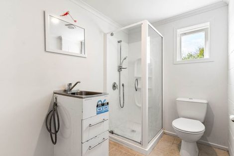 Photo of property in 9 Merchant Avenue, Te Atatu South, Auckland, 0610