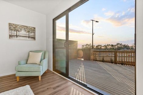 Photo of property in 12 Mairehau Street, Westgate, 0814