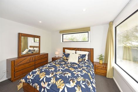Photo of property in 21 Barnes Road, Redwood, Christchurch, 8051