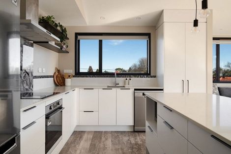 Photo of property in 96a Grace Road, Tauranga South, Tauranga, 3112