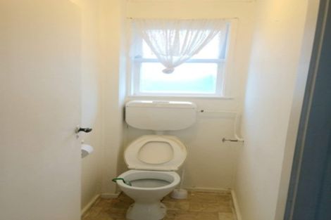 Photo of property in 23 Hill Crescent, New Lynn, Auckland, 0600