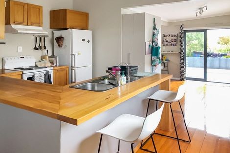 Photo of property in 27 Caius Avenue, Gonville, Whanganui, 4501