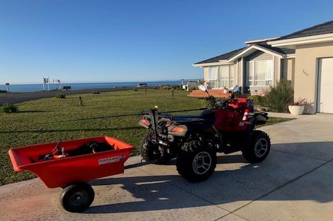 Photo of property in 140 North Shore Road, Eskdale, Napier, 4182