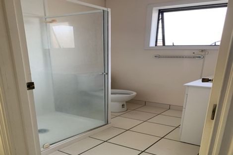 Photo of property in 120a Mount Smart Road, Onehunga, Auckland, 1061