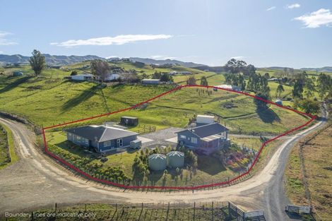 Photo of property in 102a Racecourse Road, Waiuku, 2123