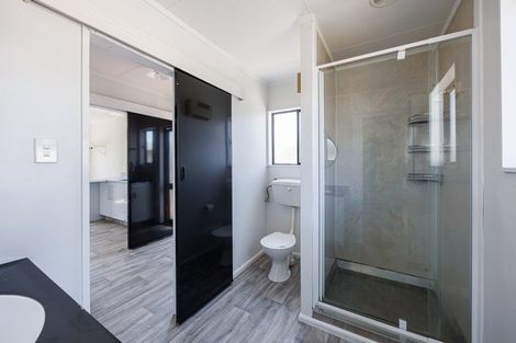 Photo of property in 10a Howard Road, Taradale, Napier, 4112