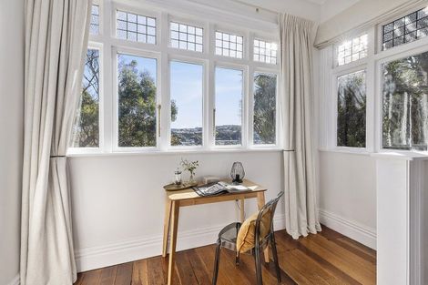 Photo of property in 11 Nevay Road, Miramar, Wellington, 6022