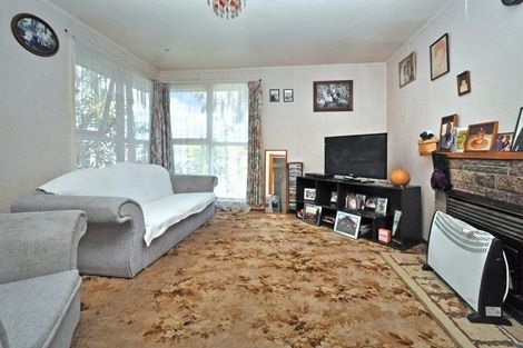 Photo of property in 122 Beaumonts Way, Manurewa, Auckland, 2102