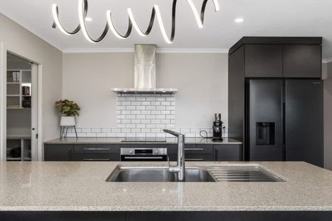 Photo of property in 6 Stingray Drive, Omokoroa, 3114