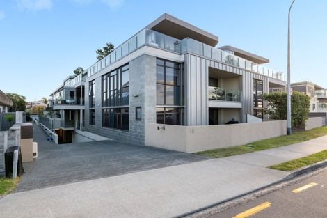 Photo of property in Vivaldi Apartments, 12/48 Marine Parade, Mount Maunganui, 3116