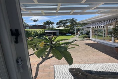 Photo of property in 2/10 Riverlea Avenue, Pakuranga, Auckland, 2010