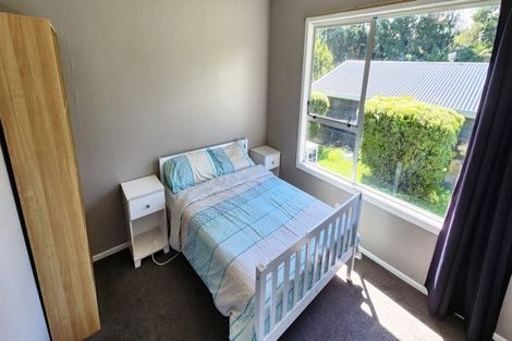 Photo of property in 6a Brierley Place, Marfell, New Plymouth, 4310