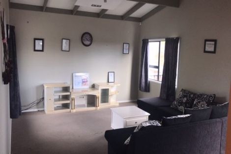 Photo of property in 34 De Quincey Terrace, Highland Park, Auckland, 2010