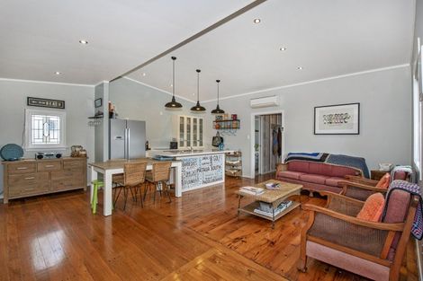 Photo of property in 858 Pataua South Road, Pataua South, Onerahi, 0192