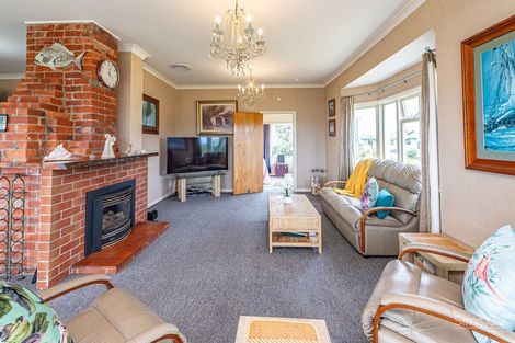 Photo of property in 153 Cornfoot Street, Castlecliff, Whanganui, 4501