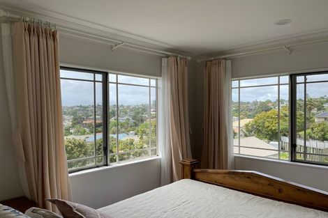 Photo of property in 6 Egret Court, Unsworth Heights, Auckland, 0632