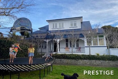 Photo of property in 8 Dodson Avenue, Milford, Auckland, 0620