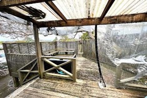 Photo of property in 1/41 Elizabeth Drive, West Harbour, Auckland, 0618