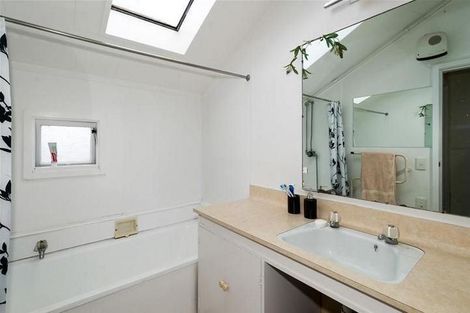 Photo of property in 4a Maidstone Road, Ilam, Christchurch, 8041