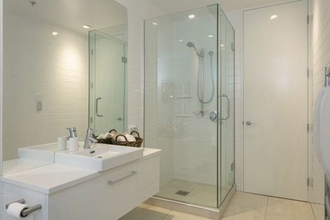 Photo of property in 10/2 Lowell Place, Waipahihi, Taupo, 3330