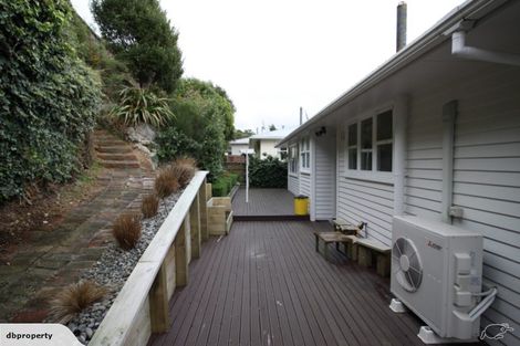Photo of property in 47 Link Road, Newlands, Wellington, 6037