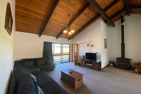 Photo of property in 30 Pararewa Drive, Whalers Gate, New Plymouth, 4310