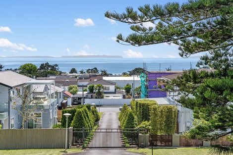 Photo of property in 1/90 Kitchener Road, Milford, Auckland, 0620