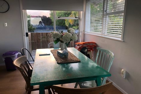 Photo of property in 89 Weatherly Road, Torbay, Auckland, 0630