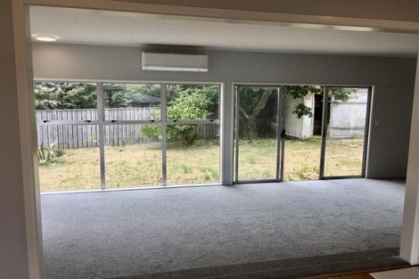 Photo of property in 13 Brazier Grove, Paraparaumu, 5032