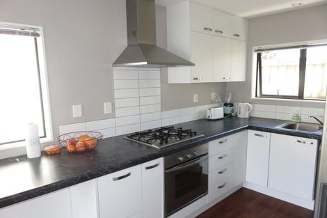 Photo of property in 36a Horokiwi Road West, Newlands, Wellington, 6037