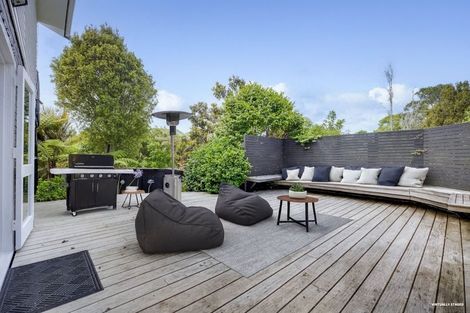 Photo of property in 142 Glamorgan Drive, Torbay, Auckland, 0630