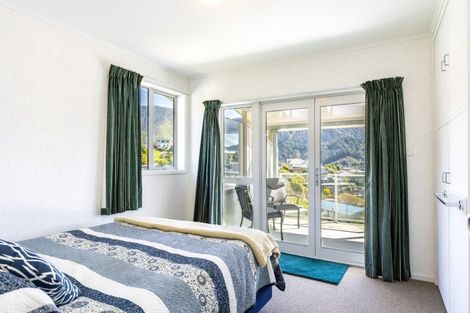 Photo of property in 29 Seaview Crescent, Picton, 7220