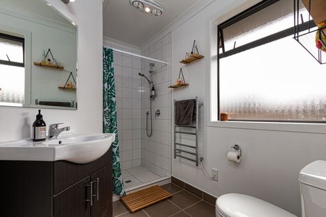 Photo of property in 247 Raeburne Street, Te Awamutu, 3800