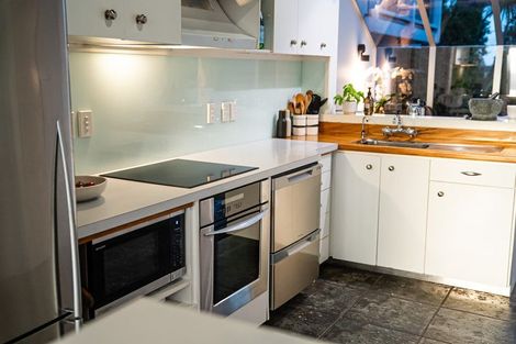 Photo of property in 24 Austin Road, Greenhithe, Auckland, 0632