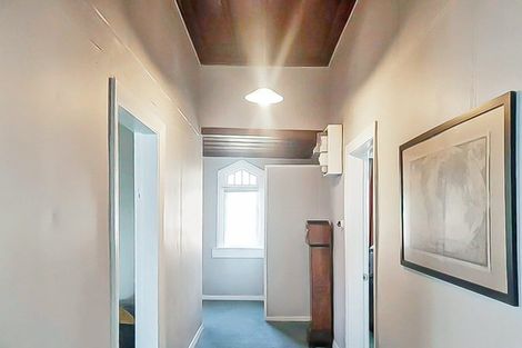 Photo of property in 10 Rira Street, Marton, 4710