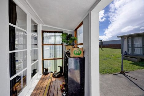 Photo of property in 6 Egmont Street, Normanby, Hawera, 4614