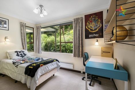 Photo of property in 24 Summit Road, Fairfield, Lower Hutt, 5011