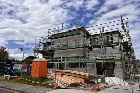 Photo of property in 4b Finlow Drive, Te Atatu South, Auckland, 0610