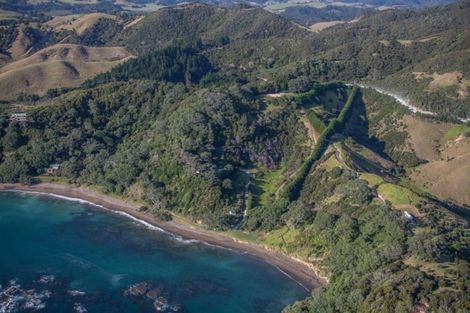 Photo of property in 354 Rockell Road, Whananaki, Hikurangi, 0181