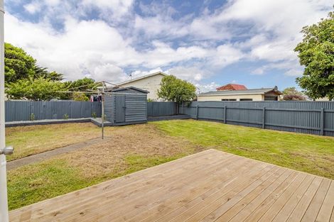 Photo of property in 186 Cornfoot Street, Castlecliff, Whanganui, 4501