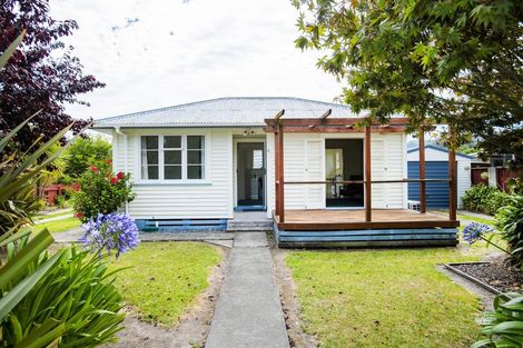 Photo of property in 9 Leon Street, Riverdale, Gisborne, 4010