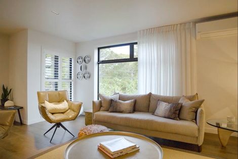 Photo of property in 1/279 Lake Road, Belmont, Auckland, 0622