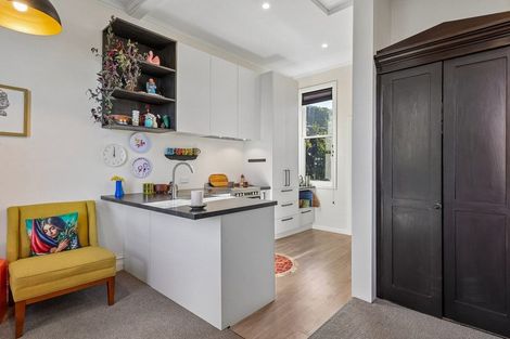 Photo of property in 5 Mosgiel Street, Mornington, Dunedin, 9011