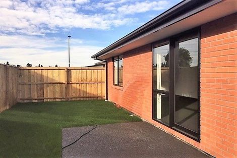 Photo of property in 15 Minerva Crescent, Woodend, 7610