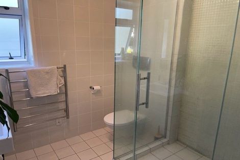 Photo of property in 1/38 Kitchener Road, Milford, Auckland, 0620