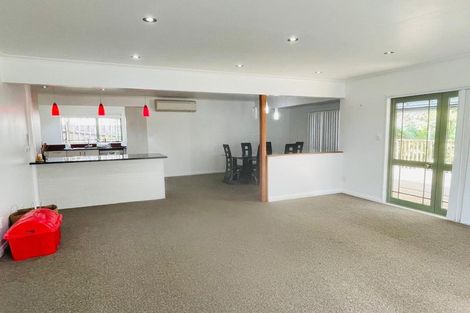 Photo of property in 108 Seaview Road, Glenfield, Auckland, 0629