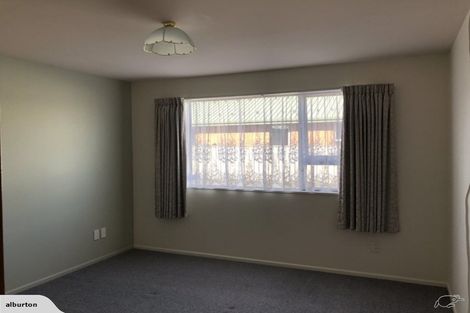 Photo of property in 76 Bainfield Road, Waikiwi, Invercargill, 9810