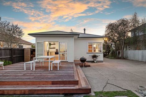 Photo of property in 8 Garnett Avenue, Spreydon, Christchurch, 8024