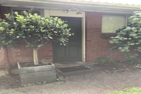 Photo of property in 4/2b Queensway, Three Kings, Auckland, 1024