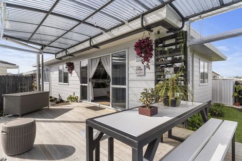 Photo of property in 1/11 Volta Place, Clendon Park, Auckland, 2103